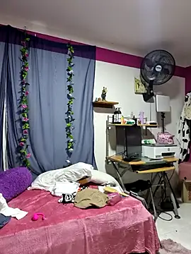 Angela hank2 online show from 11-24-25, 12:54