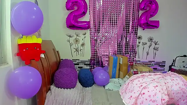 Angela hank2 online show from 06-17-26, 01:12