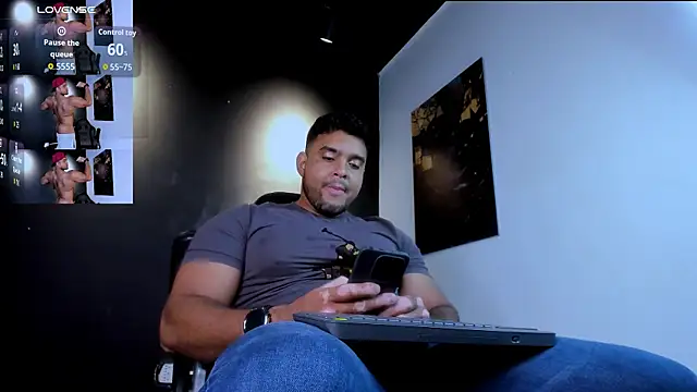 Big furry bear13 online show from 04-09-26, 06:19