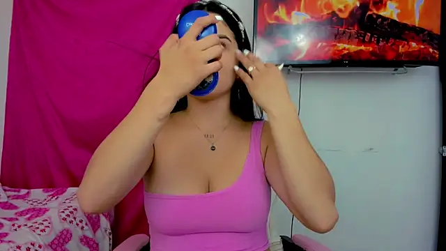 Snapshot of sunshine_uwu22 chatting on 01-29-25, 06:50 sunshine uwu22 online show from 01-29-25, 06:50