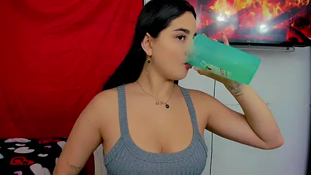 Snapshot of sunshine_uwu22 chatting on 03-11-25, 06:19 sunshine uwu22 online show from 03-11-25, 06:19