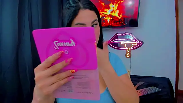 sunshine uwu22 online show from 03-12-26, 07:20