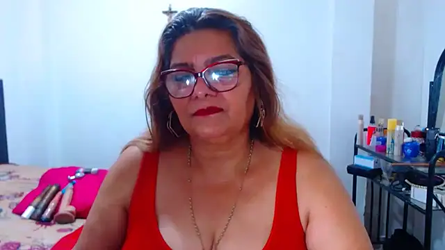 Snapshot of maturehot649 chatting on 02-09-26, 02:04 maturehot649 online show from 02-09-26, 02:04