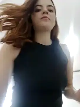 Snapshot of Bellacrox chatting on 01-19-25, 02:25 Bellacrox online show from 01-19-25, 02:25