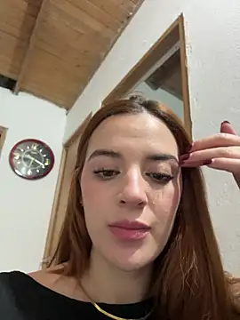 Snapshot of Bellacrox chatting on 11-19-25, 02:33 Bellacrox online show from 11-19-25, 02:33