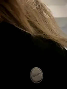 Snapshot of HotXMom chatting on 11-07-25, 06:57 HotXMom online show from 11-07-25, 06:57