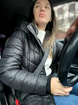 HotXMom online show from 12-04-25, 06:55