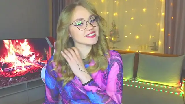 Aurora Golden1 online show from 01-25-25, 07:28