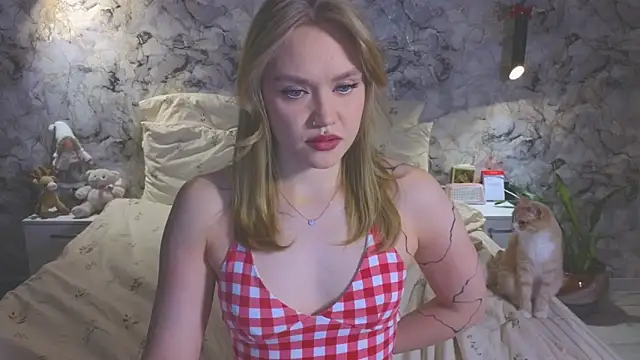 Aurora Golden1 online show from 02-26-26, 05:01