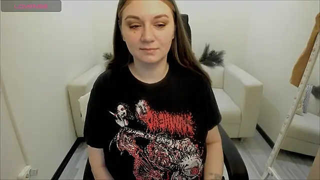 Snapshot of AlisaBacker chatting on 12-27-24, 03:15 AlisaBacker online show from 12-27-24, 03:15