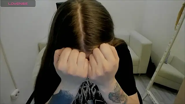 Snapshot of AlisaBacker chatting on 01-09-25, 12:46 AlisaBacker online show from 01-09-25, 12:46