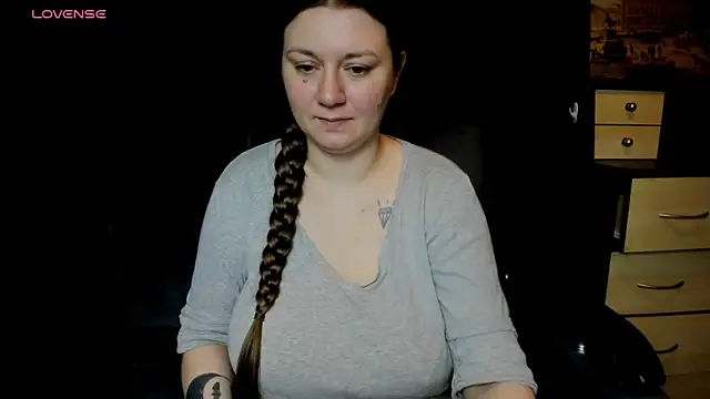 AlisaBacker online show from 05-16-26, 10:58