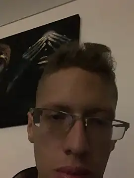 Snapshot of SOYMRX chatting on 12-27-24, 03:20 SOYMRX online show from 12-27-24, 03:20