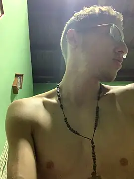 Snapshot of SOYMRX chatting on 01-09-25, 12:35 SOYMRX online show from 01-09-25, 12:35