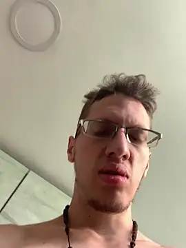 Snapshot of SOYMRX chatting on 01-17-25, 02:07 SOYMRX online show from 01-17-25, 02:07