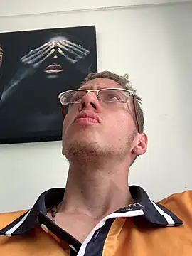 Snapshot of SOYMRX chatting on 01-31-25, 06:03 SOYMRX online show from 01-31-25, 06:03