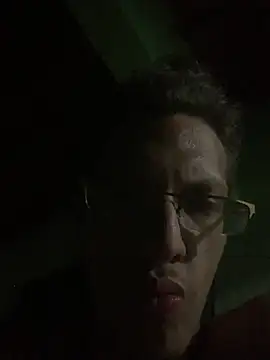 Snapshot of SOYMRX chatting on 02-21-25, 04:29 SOYMRX online show from 02-21-25, 04:29