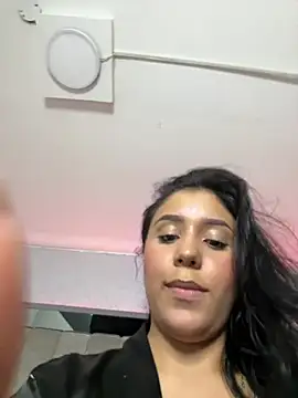 SheylaBakerr online show from 01-31-25, 01:34