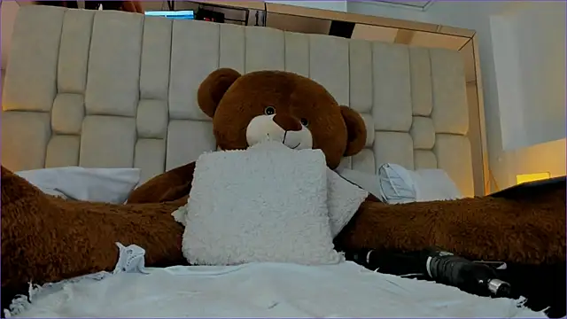 SheylaBakerr online show from 02-09-25, 02:40