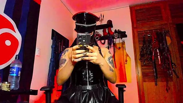 Snapshot of DominatrixBlue chatting on 01-10-25, 02:13 DominatrixBlue online show from 01-10-25, 02:13