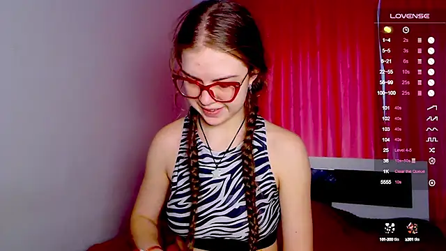 Sarah HS online show from 01-15-25, 10:49