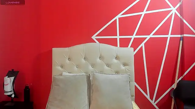 Snapshot of emmars_ chatting on 01-24-25, 11:12 emmars online show from 01-24-25, 11:12