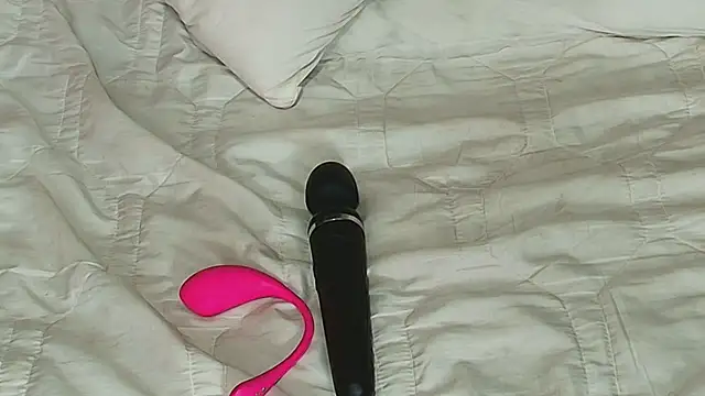 Snapshot of emmars_ chatting on 02-08-25, 01:22 emmars online show from 02-08-25, 01:22