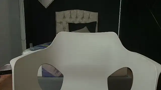 Snapshot of emmars_ chatting on 02-08-25, 08:53 emmars online show from 02-08-25, 08:53