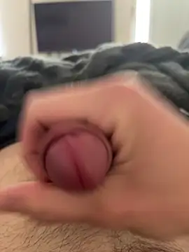 Snapshot of ad0813 chatting on 02-24-25, 01:21 ad0813 online show from 02-24-25, 01:21