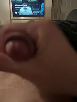 Snapshot of ad0813 chatting on 03-19-25, 09:27 ad0813 online show from 03-19-25, 09:27