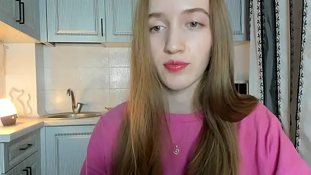 Snapshot of leslie_my_lovee chatting on 11-24-25, 07:35 leslie my lovee online show from 11-24-25, 07:35