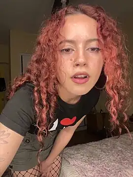 frikigyal online show from 12-14-25, 12:05