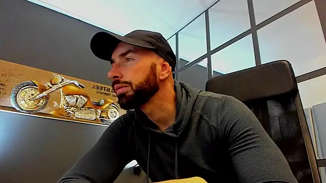 AronGrant online show from 11-24-25, 10:48