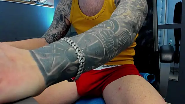 AronGrant online show from 04-04-26, 08:34