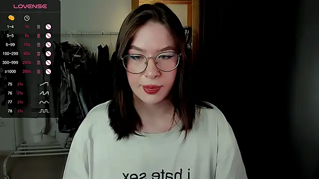 Snapshot of MyNameIsLilith chatting on 03-05-26, 03:19 MyNameIsLilith online show from 03-05-26, 03:19