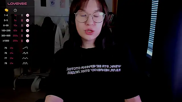 Snapshot of MyNameIsLilith chatting on 04-20-26, 08:17 MyNameIsLilith online show from 04-20-26, 08:17