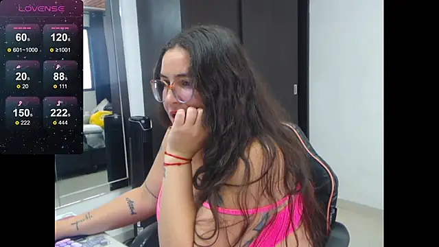 Snapshot of davianath chatting on 06-27-26, 12:22 davianath online show from 06-27-26, 12:22