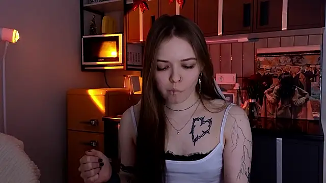 doll lol  online show from 02-17-26, 02:57