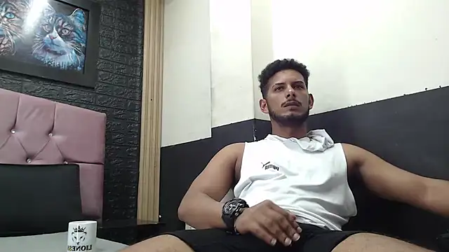 Snapshot of Chris_Dick23 chatting on 09-11-25, 04:45 Chris Dick23 online show from 09-11-25, 04:45