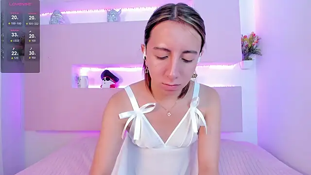 Snapshot of Miiaa_doll chatting on 02-01-25, 11:43 Miiaa doll online show from 02-01-25, 11:43