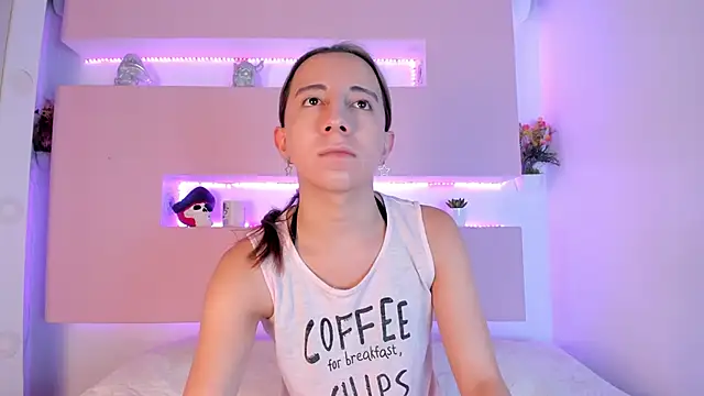 Snapshot of Miiaa_doll chatting on 02-17-25, 11:55 Miiaa doll online show from 02-17-25, 11:55