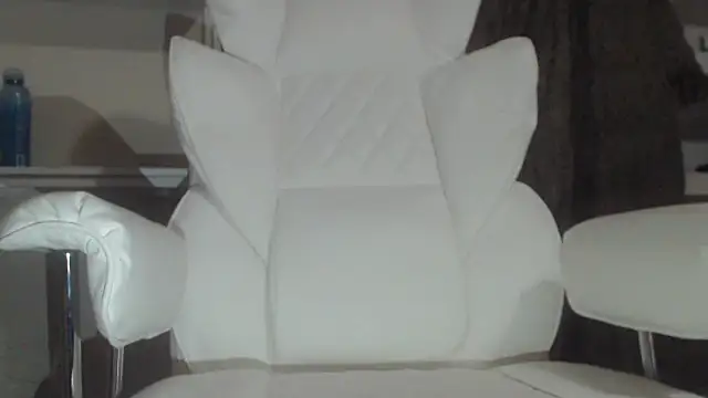 Snapshot of Tecsavy chatting on 09-21-25, 05:09 Tecsavy online show from 09-21-25, 05:09