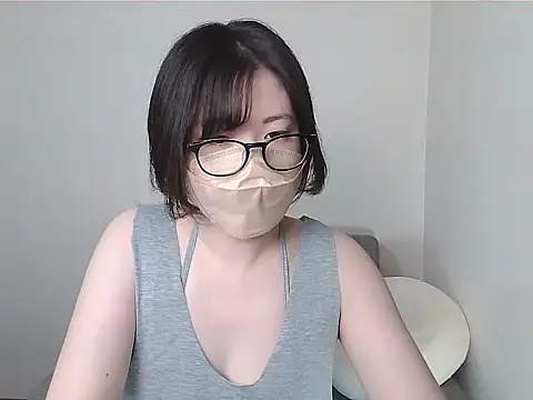  NOA-chan  online show from 09-20-25, 03:13