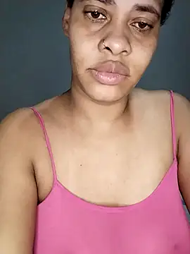 Snapshot of Su_Duarte_1 chatting on 01-30-25, 02:16 Su Duarte 1 online show from 01-30-25, 02:16