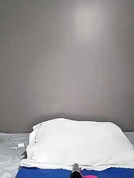 Snapshot of Su_Duarte_1 chatting on 02-04-25, 01:34 Su Duarte 1 online show from 02-04-25, 01:34