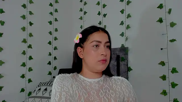 Snapshot of Miaa_Garcia chatting on 05-07-26, 10:15 Miaa Garcia online show from 05-07-26, 10:15