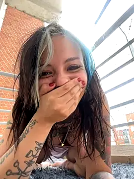 Snapshot of Alicia_Ortiiz chatting on 10-25-25, 03:07 Alicia Ortiiz online show from 10-25-25, 03:07