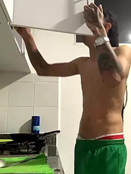 JovenDesobediente online show from 09-16-25, 03:18