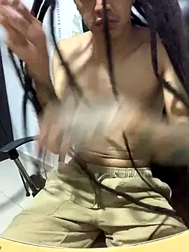 JovenDesobediente online show from 09-18-25, 06:04