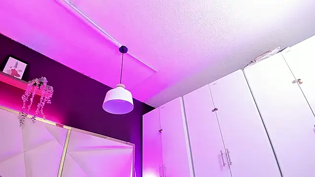 April bowie online show from 03-16-26, 11:58